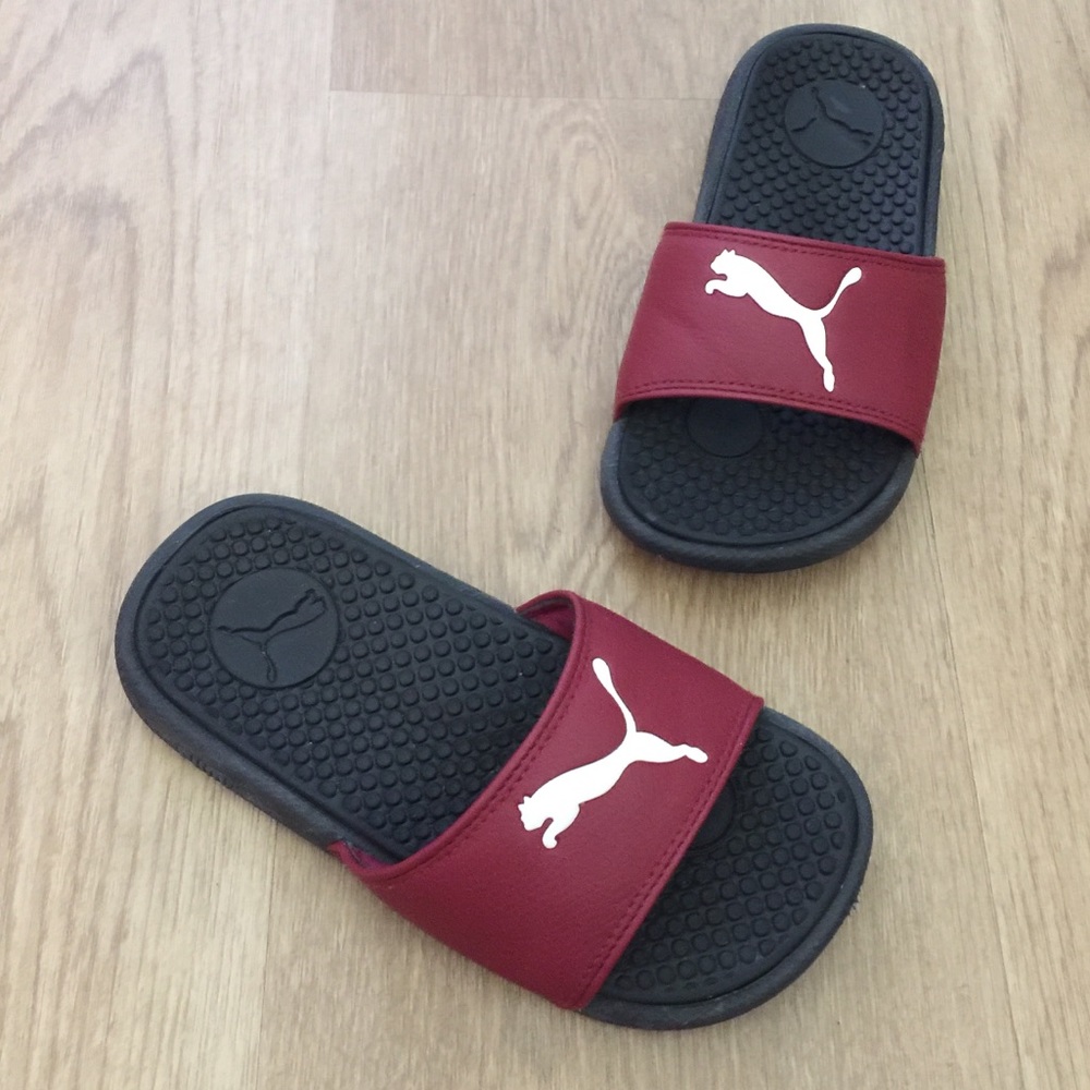 Puma Red w/white logo Slides, Size 11 (Kids)